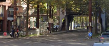 Kronenplatz_Haltestelle_Google_Street_View_2024-02-22_20-44-30.jpg